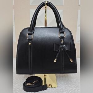 Black Structured Satchel Bag w/ Bow Detail Gold Hardware Top Handle Crossbody